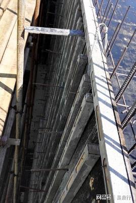 推廣新型模板支撐加固體系,緩解我國(guó)木材供需矛盾