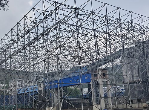 泰州鋼結(jié)構(gòu)工程收費、大跨度網(wǎng)架加工及防水防腐保溫工程綜合解析